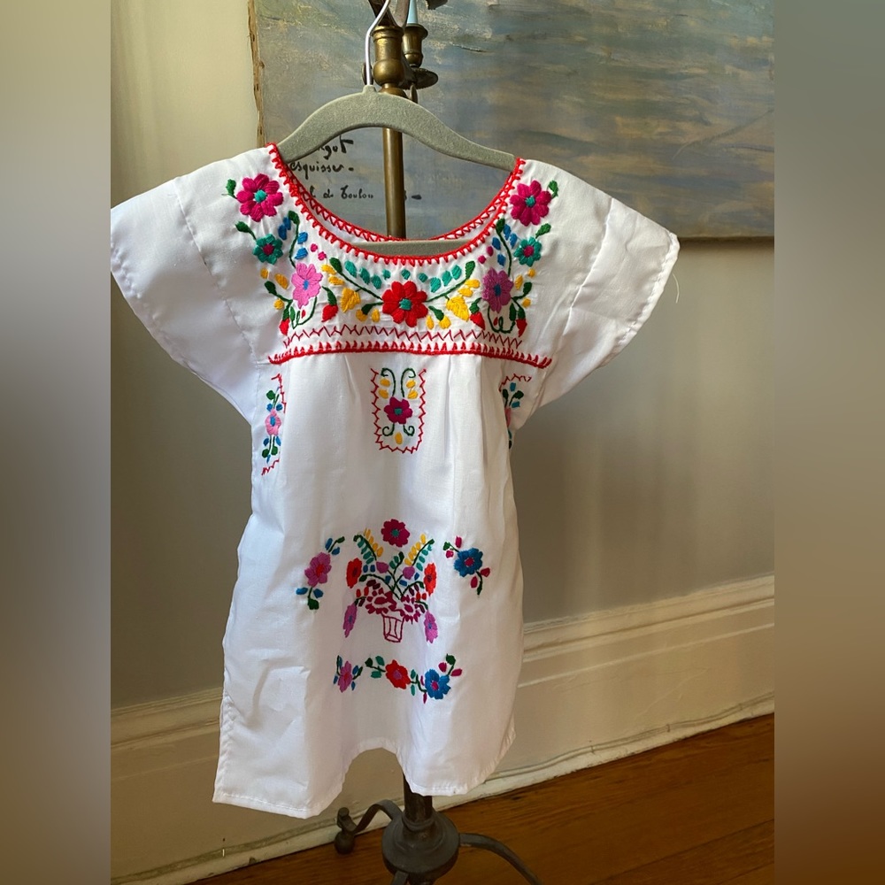 NWOT Embroidered Cotton Mexican Dress